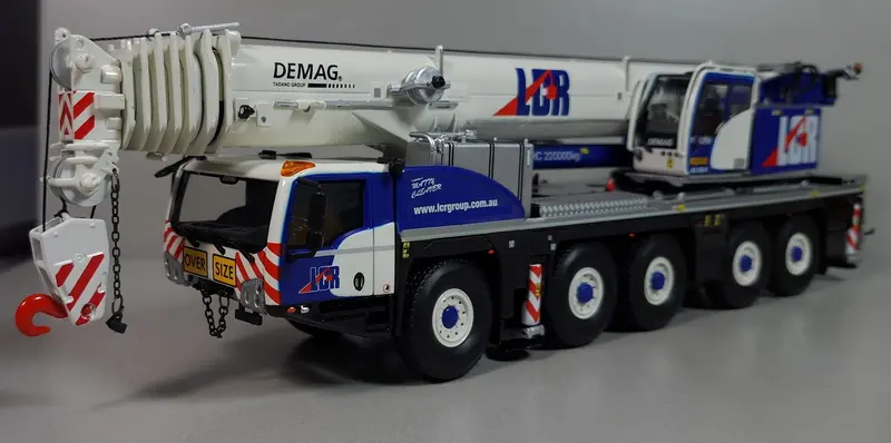 1:50 Demag Ac220-5 Mobile Crane -- Lcr Group -- Imc 31-0274 1