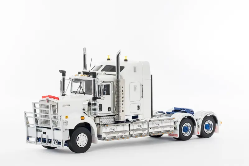 1:50 Kenworth C509 Sleeper -- White / Blue Chassis -- Drake Truck Z01520 1