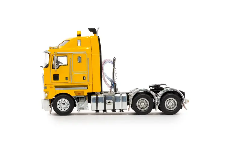 1:50 Kenworth K200 2.3 Cabin -- Yellow -- Drake Truck Z01427 2
