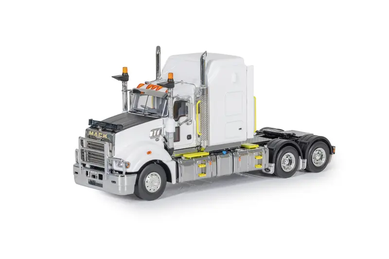 1:50 Mack Superliner -- Australian Army -- Drake Truck Z01661 1