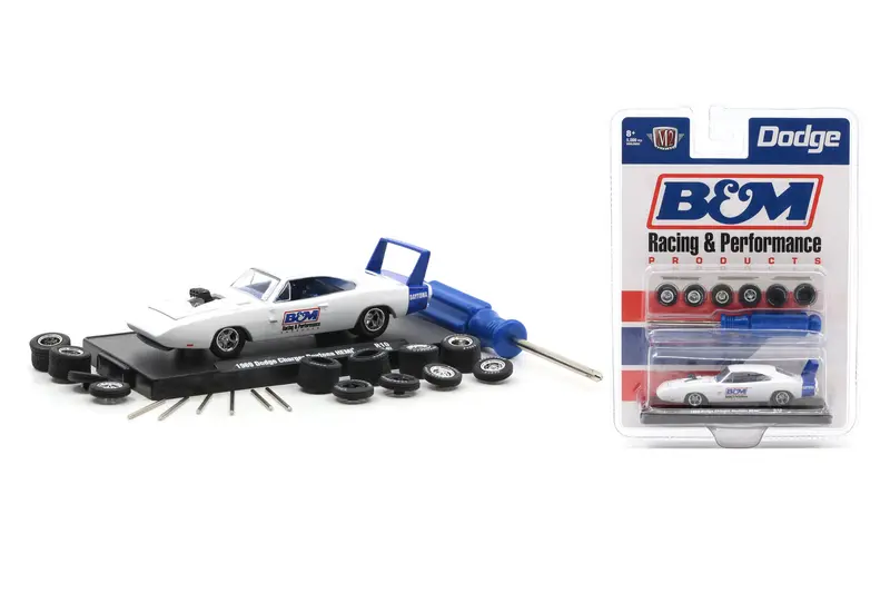 1:64 1969 Dodge Charger Daytona Hemi -- B&M White/Blue-- M2 Machines 1