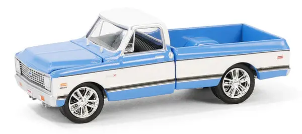 1:64 1971 Chevrolet C10 Super Cheyenne Custom Pickup -- Blue/White -- Greenlight 1