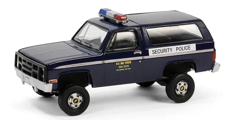 1:64 1984 Chevrolet M1009 Cucv "Us Air Force Security" - Dark Blue -- Greenlight 1