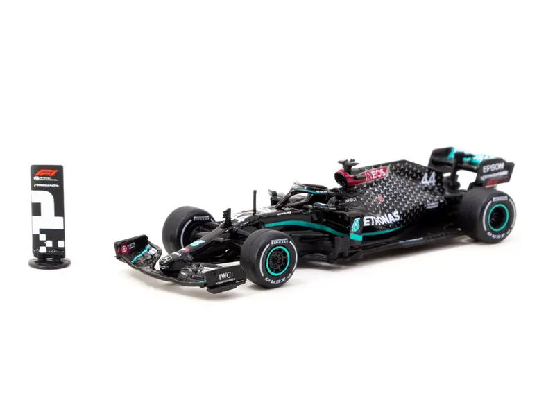 1:64 2020 Lewis Hamilton -- British Gp Winner -- Mercedes-Amg W11 -- Tarmac Work 1