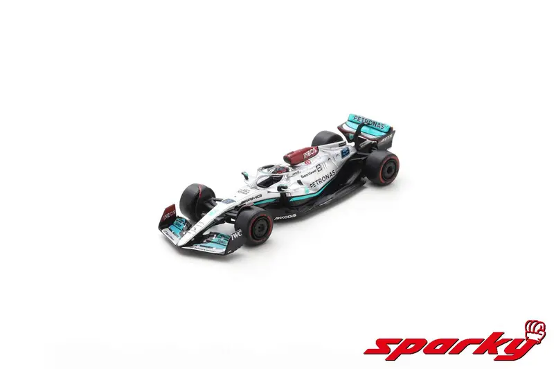 1:64 2022 George Russell -- #63 Mercedes-Amg W13 E -- Spark F1 1