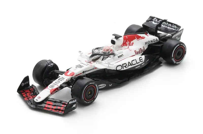 1:64 2025 Max Verstappen -- Japanese Gp Winner -- #1 Red Bull Rb21 -- Spark F1 1