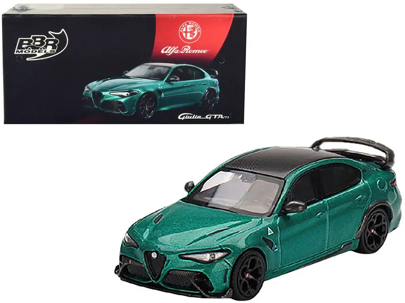 1:64 Alfa Romeo Giulia Gtam -- Verde Montreal Green W/Carbon Top -- Bbr Models 1