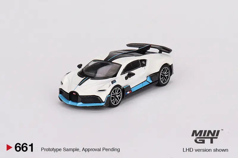 1:64 Bugatti Divo -- White / Blue / Carbon -- Mini Gt 1