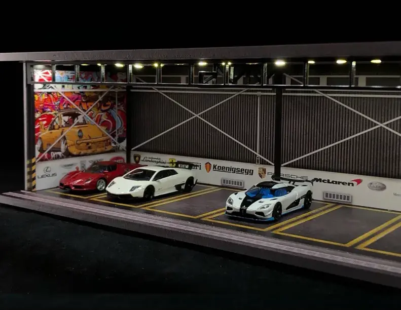 1:64 European Racing Garage Diorama Display With Leds -- G-Fans 710010 2