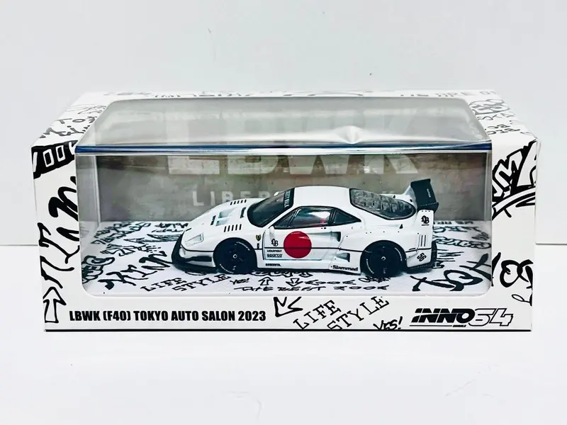 1:64 Ferrari F40 Lbwk -- White Tokyo Auto Salon 2023 -- Inno64 2