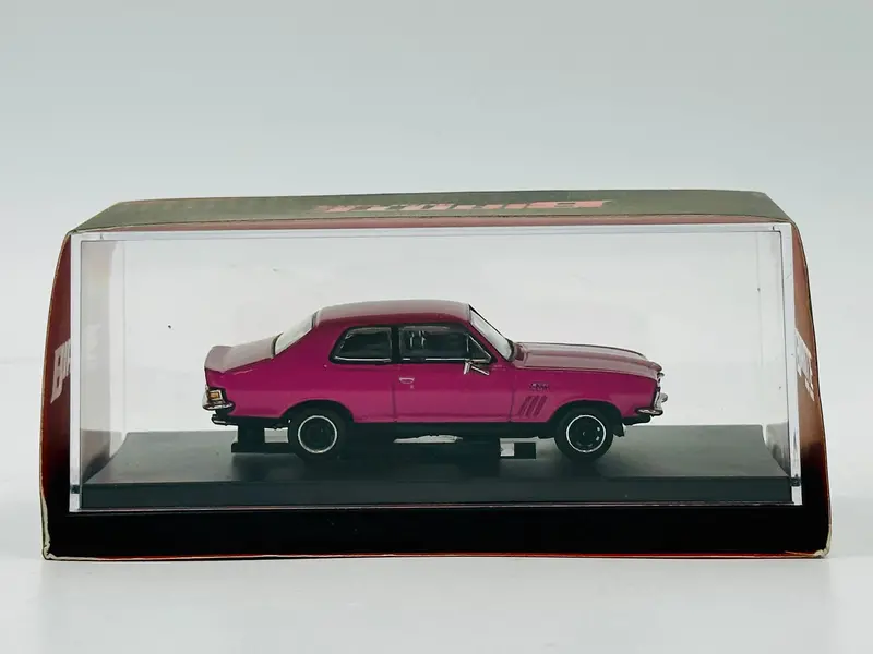 1:64 Holden Lj Torana Gtr Xu-1 1972 -- Strike Me Pink -- Biante 1