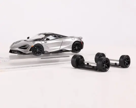 1:64 Mclaren 765Lt -- Silver -- Cm-Model 1