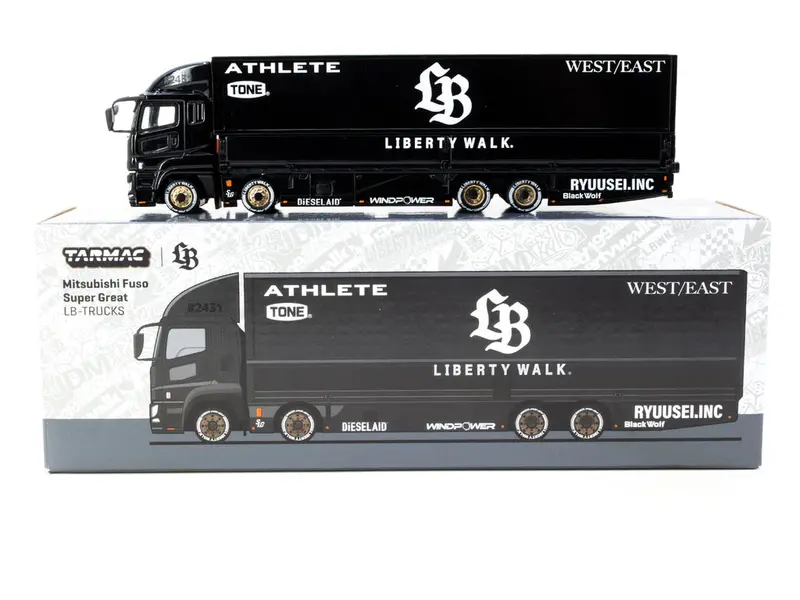 1:64 Mitsubishi Fuso Super Great Truck -- Lb-Trucks Black -- Tarmac Works 1