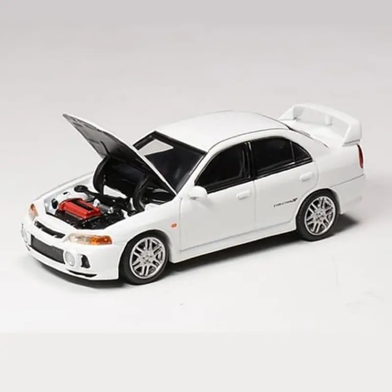 1:64 Mitsubishi Lancer Evolution Iv (4) -- Scotia White -- Motorhelix M64003 1
