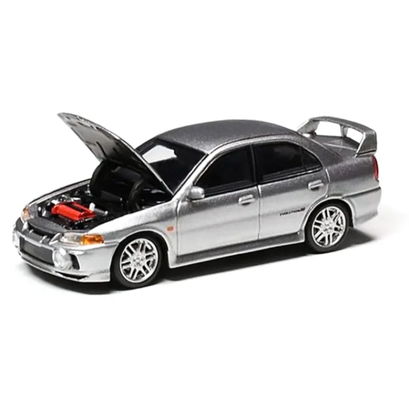 1:64 Mitsubishi Lancer Evolution Iv (4) -- Silver Metallic -- Motorhelix M64001 1