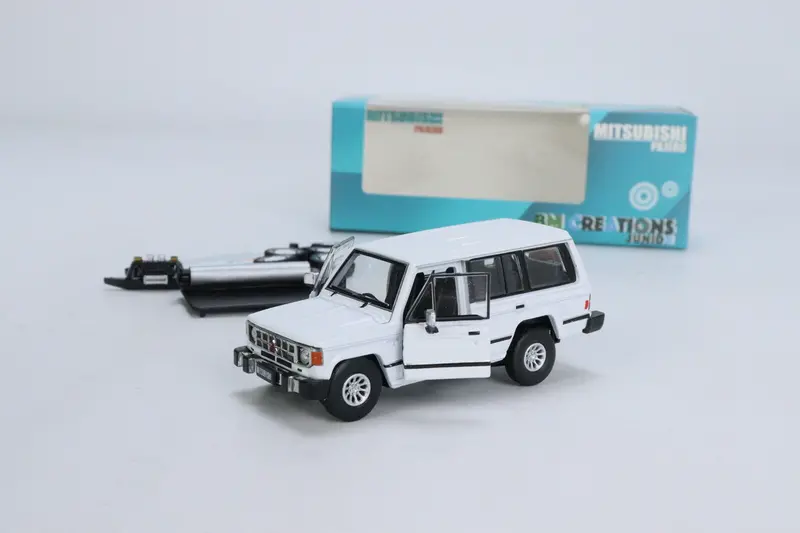 1:64 Mitsubishi Pajero (1St Gen) -- White -- Bm Creations 2