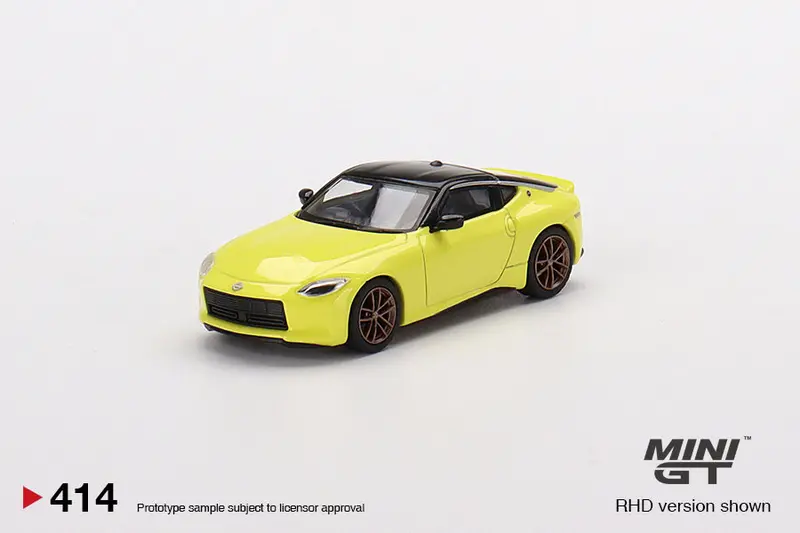 1:64 Nissan Fairlady Z Proto Spec 2023 -- Ikazuchi Yellow -- Mini Gt 1