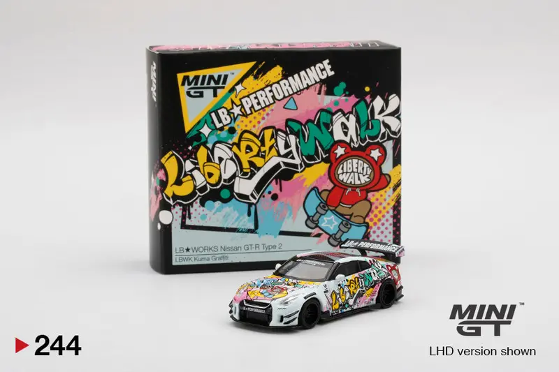 1:64 Nissan Gt-R (R35) -- Lb☆Works -- Lbwk Kuma Graffiti -- Mini Gt 1