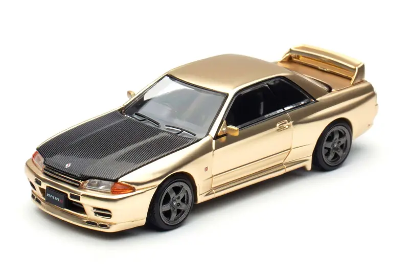 1:64 Nissan R32 Skyline Gtr -- Chrome Gold -- Pop Race Expo Car 1