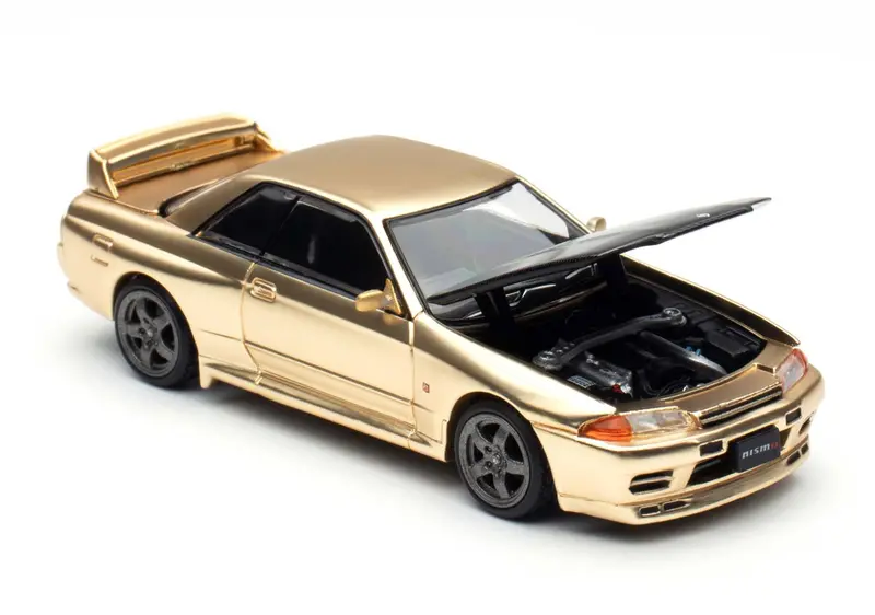 1:64 Nissan R32 Skyline Gtr -- Chrome Gold -- Pop Race Expo Car 2