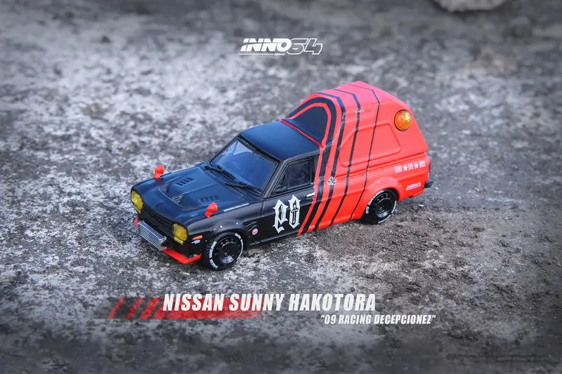 1:64 Nissan Sunny "Hakotora" -- "09 Racing" Decepcionez -- Inno64 1