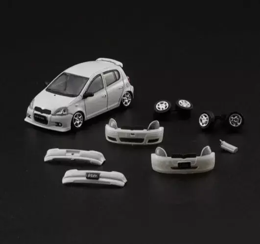 1:64 Toyota 1998 Yaris/Echo/Vitz -- White -- Bm Creations 2