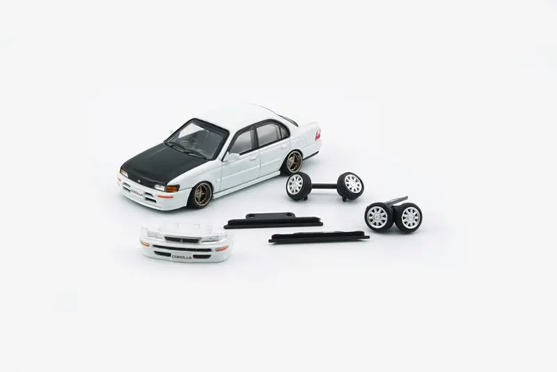 1:64 Toyota Corolla Ae100 1996 -- White W/Carbon Fibre Bonnet -- Bm Creations 1