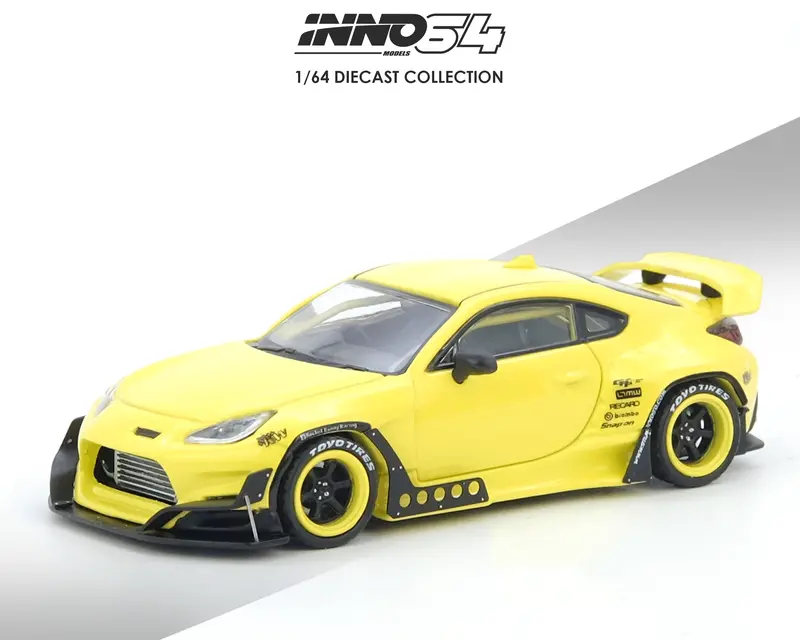 1:64 Toyota Gr86 Pandem -- Yellow -- Inno64 1