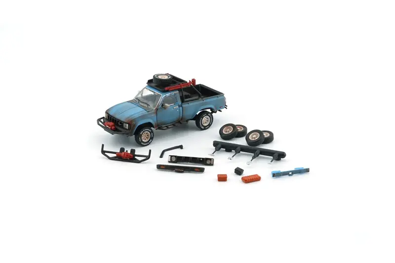 1:64 Toyota Hilux 1980 N60/N70 -- Blue (Rusting) W/Accessories -- Bm Creations 1