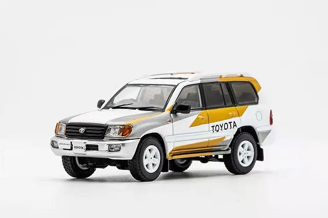 1:64 Toyota Land Cruiser 100 19971 -- Toyota White/Gold/Grey -- Gcd 1