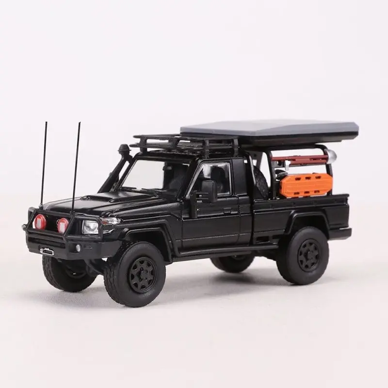 1:64 Toyota Land Cruiser Lc79 Single Cab -- Black -- Autobots Models 1