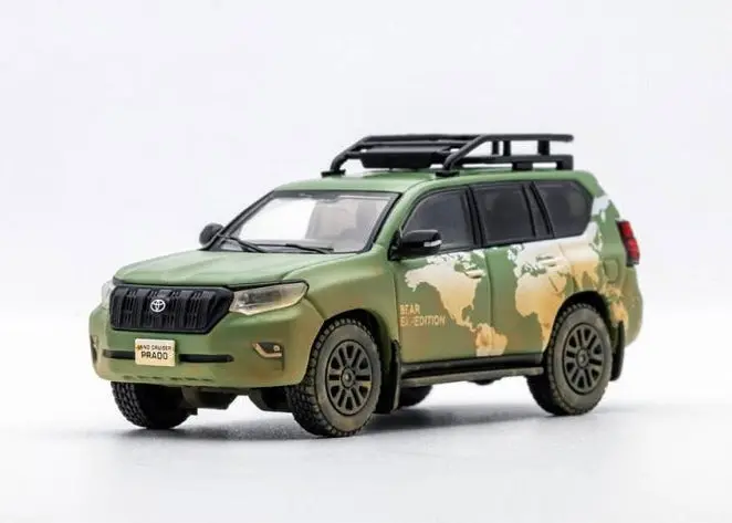 1:64 Toyota Land Cruiser Prado 150 2021 -- Matte Green World Map Version -- Gcd 1