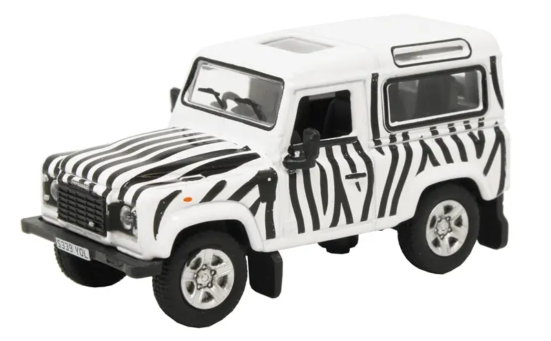 1:76 (Oo) Land Rover Defender 90 -- Safari (Black/White) -- Oxford 76Lrdf013 1
