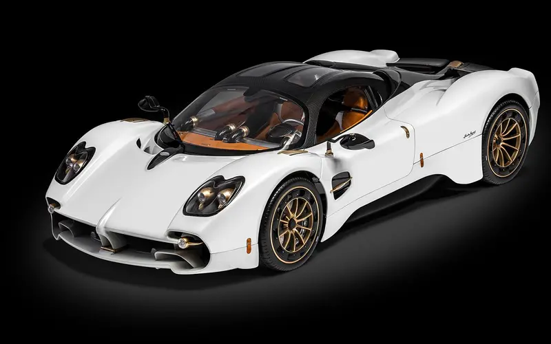 1:8 Pagani Utopia Coupé -- Bianco Perla (White) -- Pocher Hk123 1