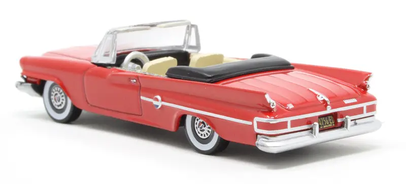 1:87 (Ho) Chrysler 300 Convertible 1961 -- Mardi Gras Red -- Oxford 87Cc61001 2