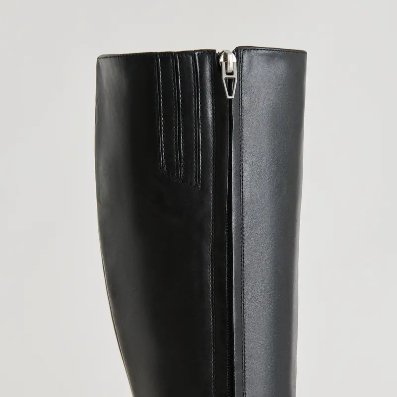 Auggie Extra Wide Calf Boots Black Leather 11