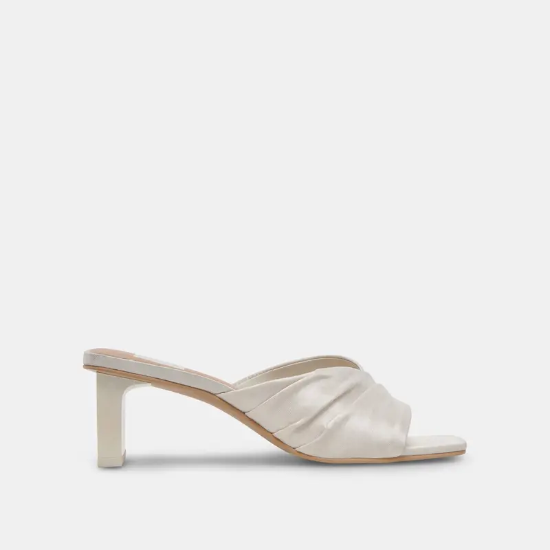 Carlan Heels Off White Silk 1