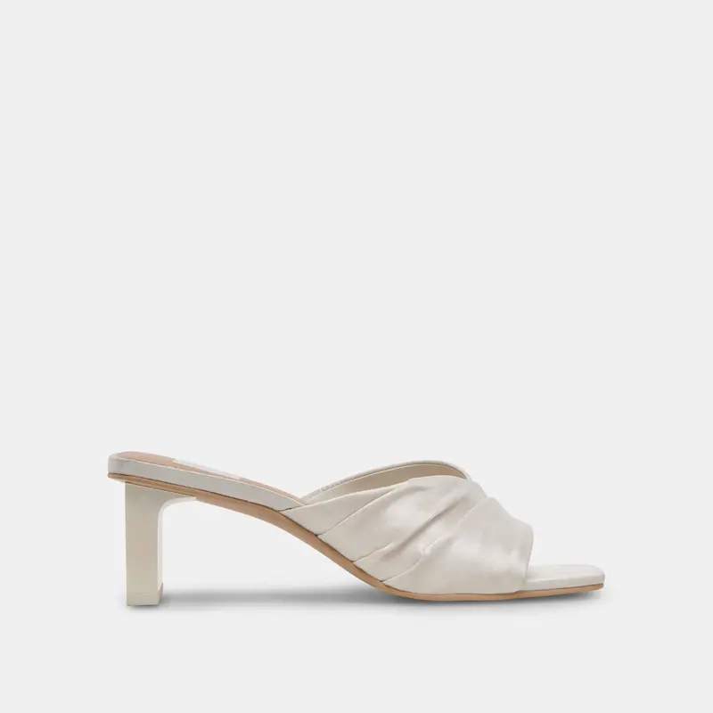 Carlan Heels Off White Silk - Re:Vita 1