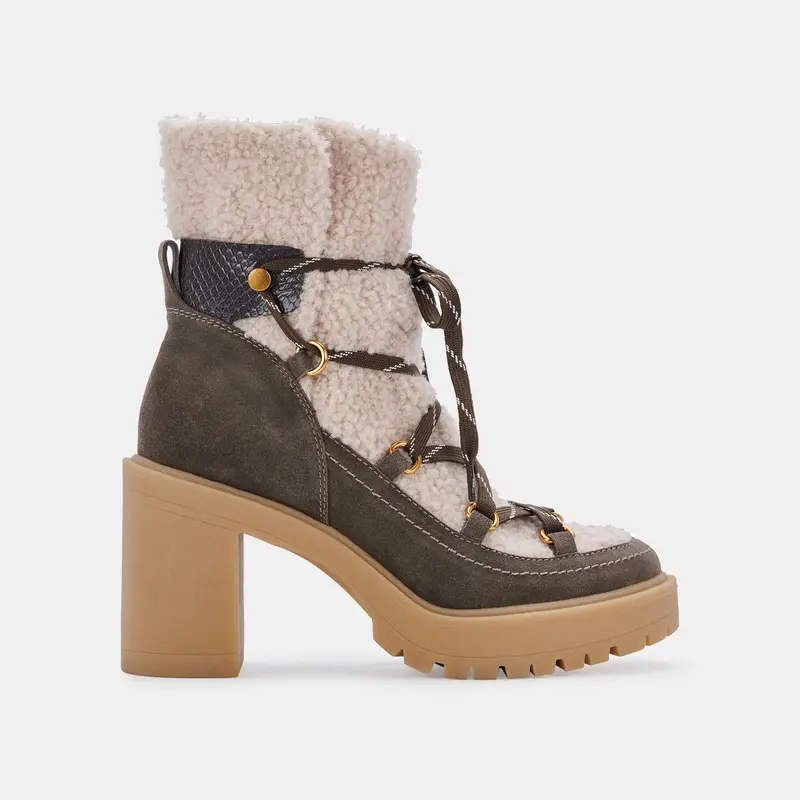 Celtic Boots Olive Suede - Re:Vita 1