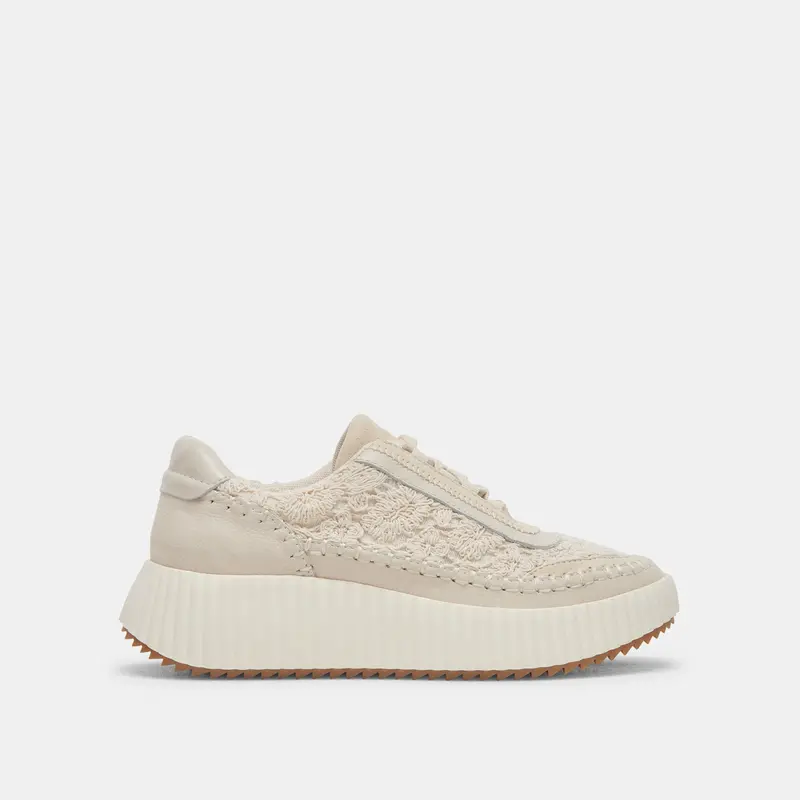Dolen Sneakers Ecru Lace - Re:Vita 1