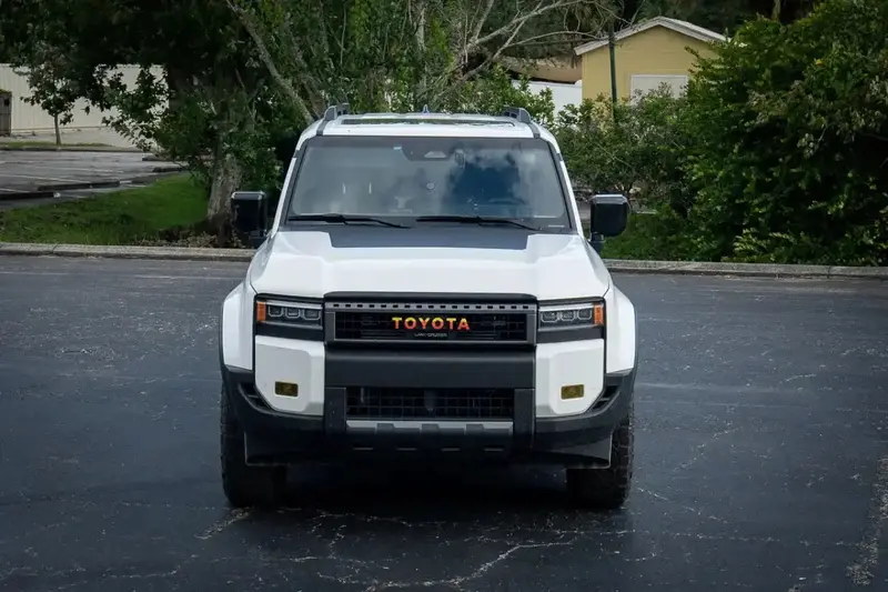 Hood Overlay 1.0 For 2024+ Land Cruiser 1
