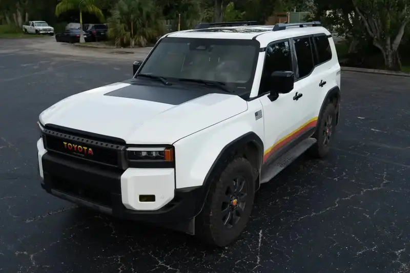 Hood Overlay 1.0 For 2024+ Land Cruiser 3