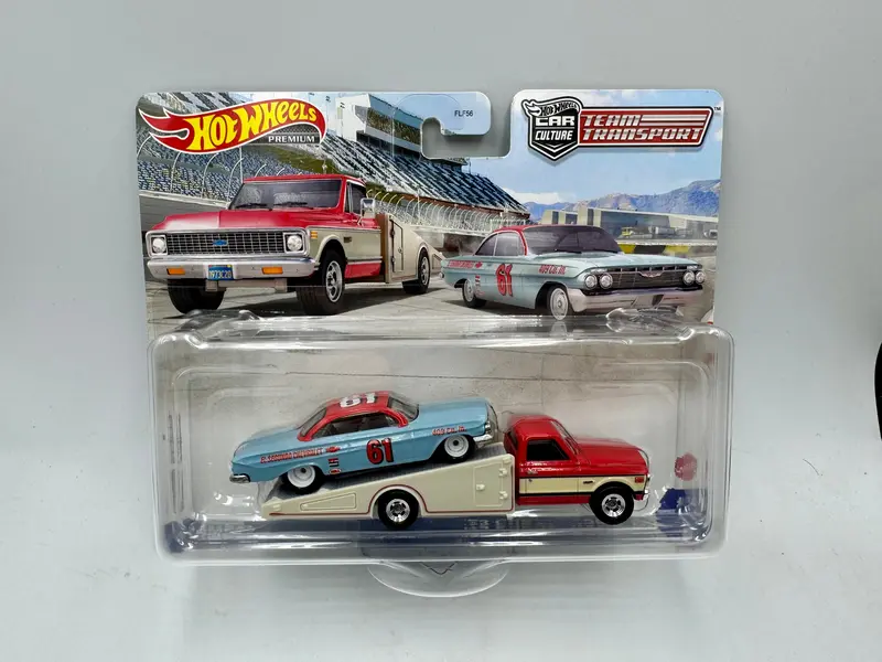 Hot Wheels -- Team Transport -- 1961 Chevrolet Impala & Ramp Truck Hkf40 1
