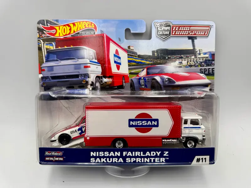 Hot Wheels -- Team Transport -- Nissan Fairlady Z & Sakura Sprinter Fyt14 1