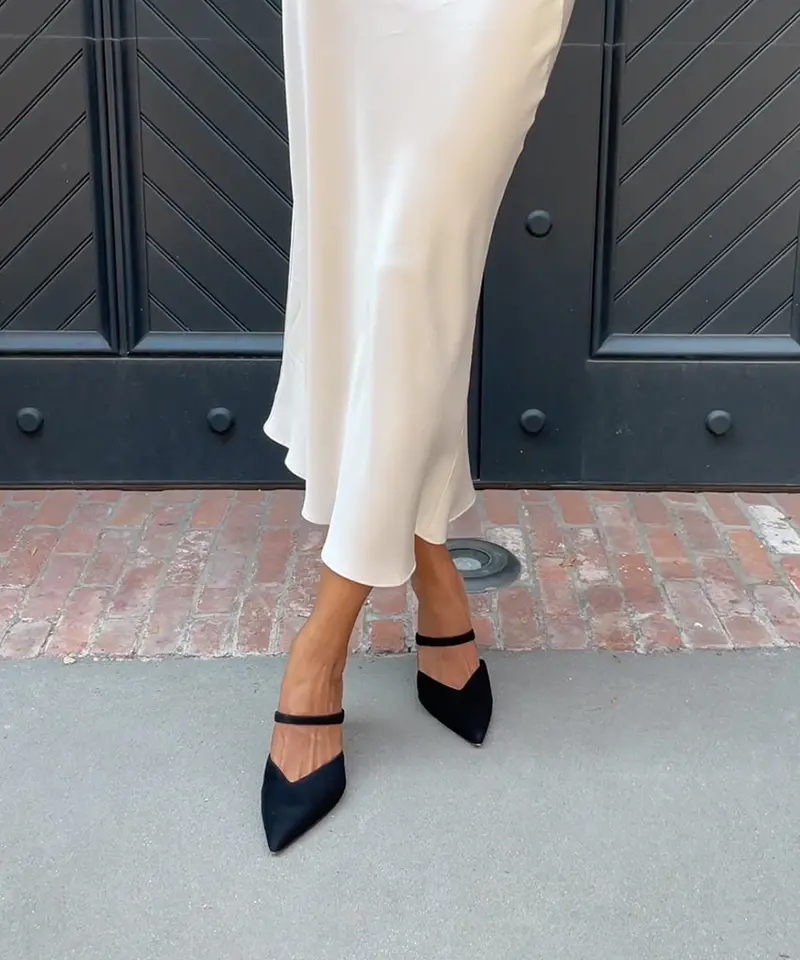 Kanika Heels Onyx Suede 4