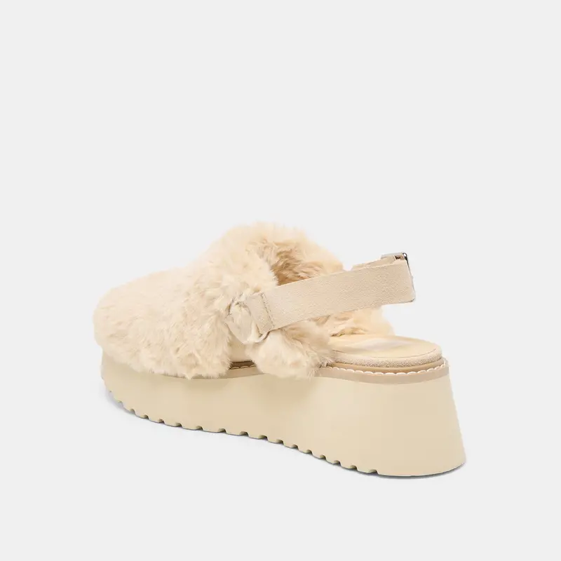 Lansy Flats Natural Plush 8