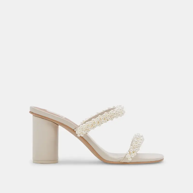 Noel Heels Vanilla Pearls 1