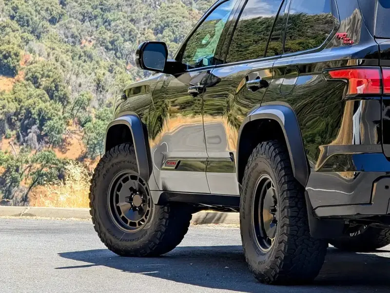 Nytop Fender Flare Kit For 2023-Current Toyota Sequoia 3