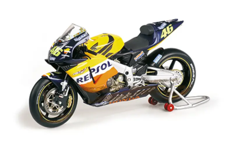 (Pre-Order) 1:12 2002 Motogp World Champion -- Valentino Rossi -- #46 Honda Rc211v -- Minichamps 1