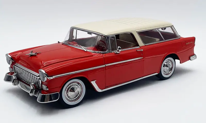 (Pre-Order) 1:18 1955 Chevrolet Nomad -- Gypsy Red/Shoreline Beige -- Acme 1